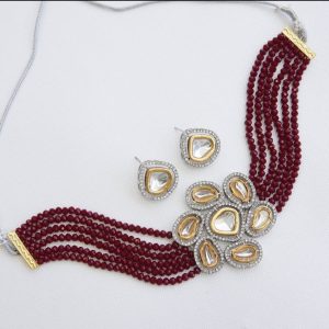 INDIAN UNCUT CHOKER SET.